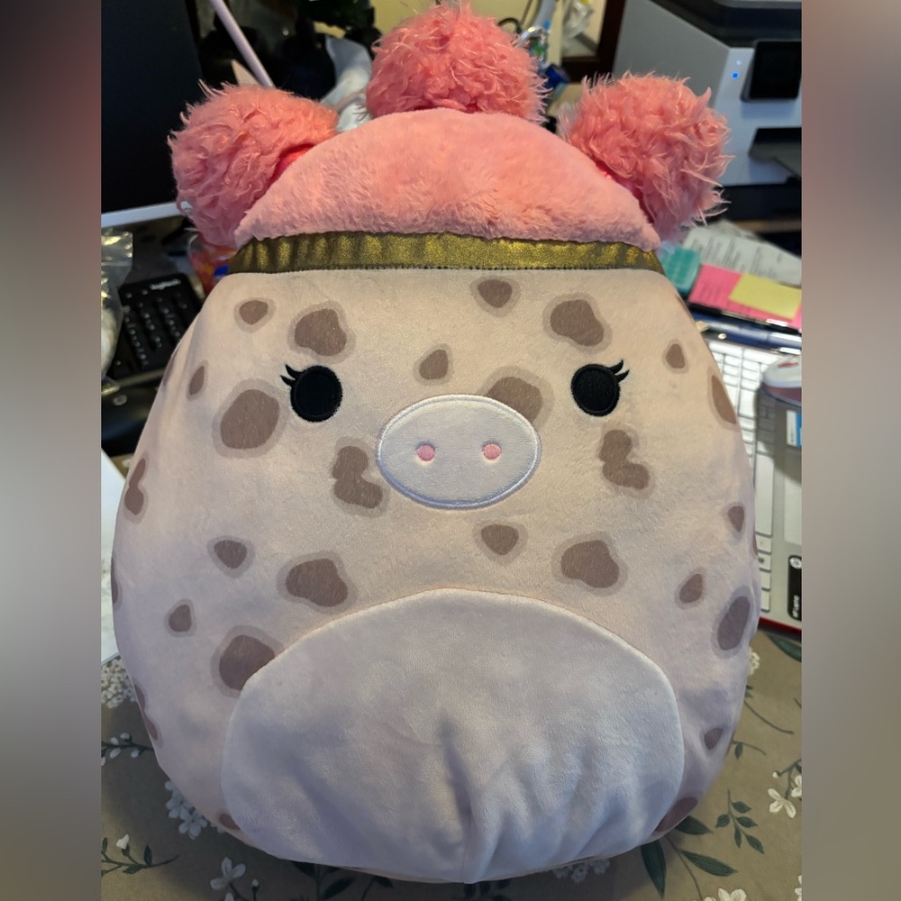 Squishmallows Squish-Doos
the Spotted Pig Plush 
Pink and Tan. 20”